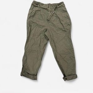 Abercrombie & Fitch Olive Green Cropped Pants with Belt Size L NWT